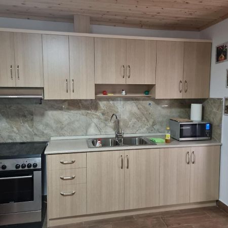 Herta Apartment เบราท ภายนอก รูปภาพ