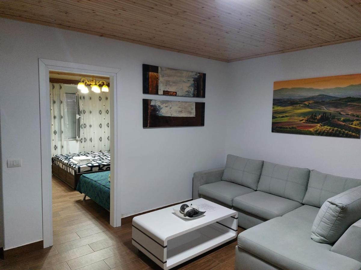 Herta Apartment เบราท ภายนอก รูปภาพ