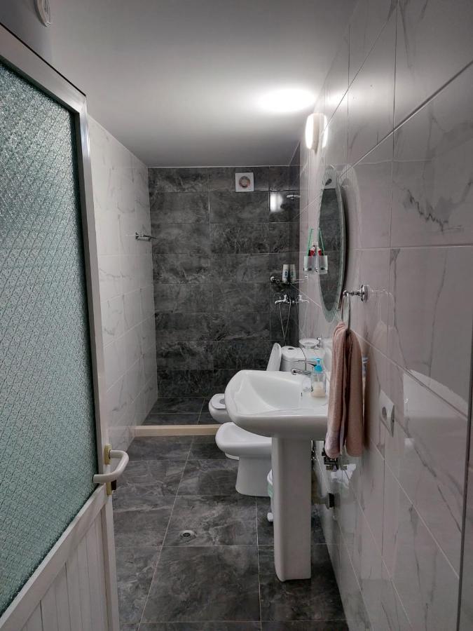 Herta Apartment เบราท ภายนอก รูปภาพ