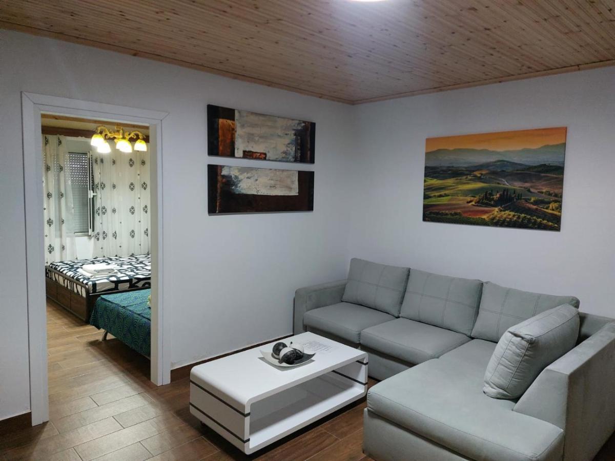Herta Apartment เบราท ภายนอก รูปภาพ